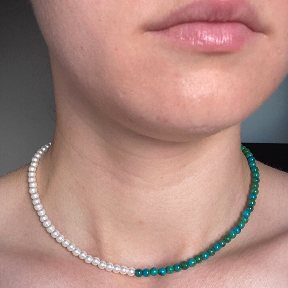 Handmade Half Pearl Half Green Beaded Necklace – Short Length